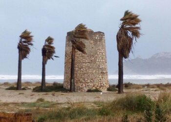 Caldo e afa hanno le ore contate: arriva il maestrale in Sardegna