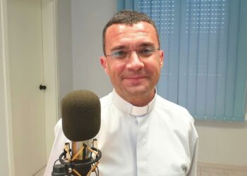 Don Emanuele Mameli lascia Mulinu Becciu e va ad Assemini: “Un uomo coraggioso, mancherà tanto al quartiere”