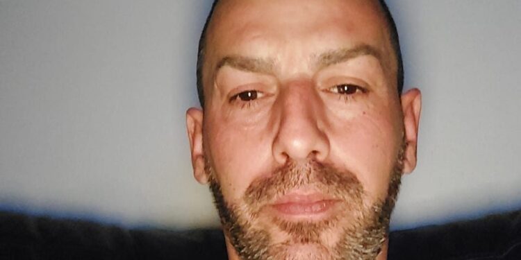 Muore il quartese di 39 anni Roberto Sirigu: era stato denunciato per omicidio stradale per la morte di Mirko Farris