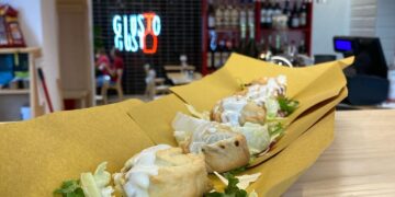 Cagliari, i titolari di Giusto Gusto: “Nessun abuso sugli spazi esterni, per una dimenticanza il bonifico partito in ritardo di poche ore”