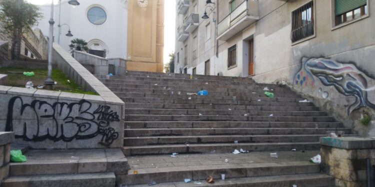 Cagliari, ancora un ragazzino soccorso per abuso di alcol in Piazza Sant’Eulalia