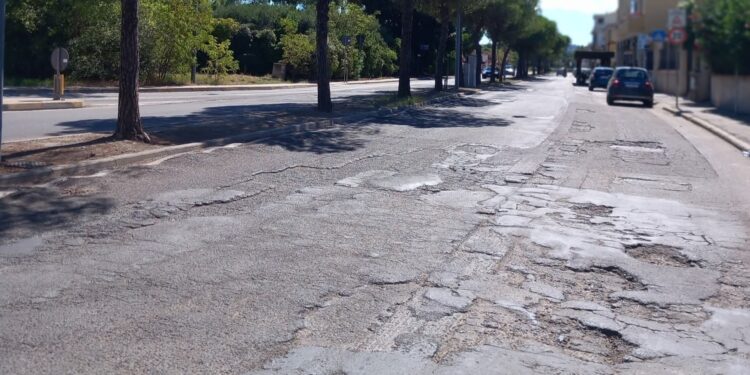 Monserrato, lavori ai box di partenza per il rifacimento di via Cesare Cabras