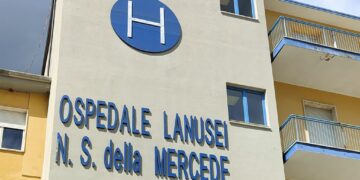 Eccezionale operazione per una 50enne, rimosso tumore ovarico all’ospedale di Lanusei