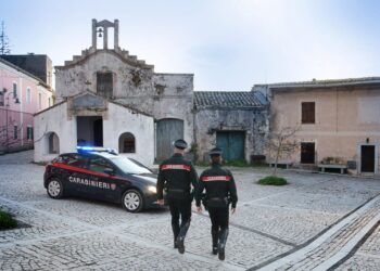 Maltrattamenti e atti persecutori, braccialetto elettronico per un 39enne a Decimomannu