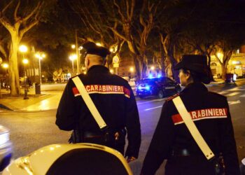 Cagliari, controlli in piazza del Carmine: 3 persone allontanate e un arresto per violenza