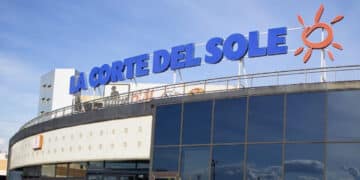 Sestu, paura alla Corte del Sole: ragazzini aggradiscono i presenti con lo spray al peperoncino