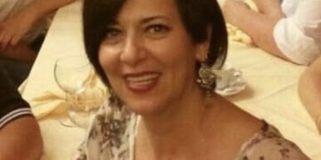 Tragedia a Stintino, 63enne investita e uccisa da un’auto: grave il marito