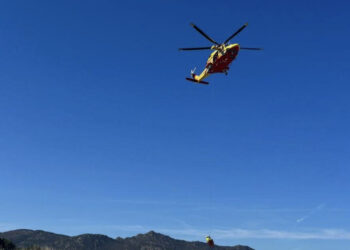 Doppio dramma sulle spiagge sarde: malore in spiaggia, muoiono due turisti di 65 e 88 anni a San Teodoro e Porto Rotondo