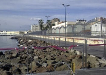 Cagliari, via l’area fantasma di viale Colombo: si del consiglio alla super passeggiata sul mare