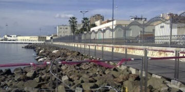 Cagliari, via l’area fantasma di viale Colombo: si del consiglio alla super passeggiata sul mare