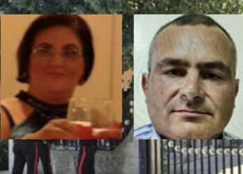 Uccisa a pietrate dal marito, Elisa Polcino muore a 49 anni: si cercano anche i figli