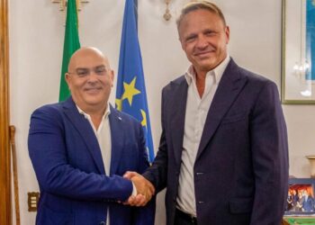 Dazi Usa, si cerca la via d’uscita per salvare migliaia di aziende in Sardegna: Lollobrigida in campo con Maoddi