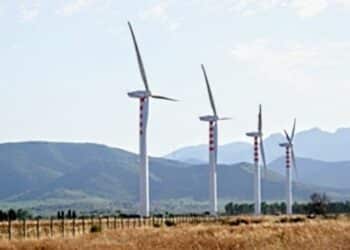 “Siamo un’isola che produce energia per altri, ma i sardi continuano a pagare bollette altissime. È ora di dire basta”