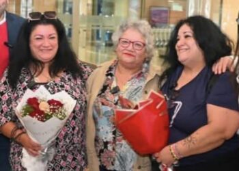 Escalaplano, gemelle ritrovano la loro mamma biologica dopo 46 anni