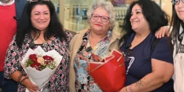 Escalaplano, gemelle ritrovano la loro mamma biologica dopo 46 anni