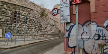 Cagliari, ztl insolita e sospetta a Castello: tutto chiuso anche al mattino, impossibile entrare