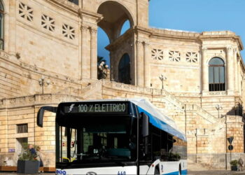 Cagliari, il capo dei massoni: “Zedda incapace, famiglie allo stremo e lui lascia i cittadini senza i parcheggi”