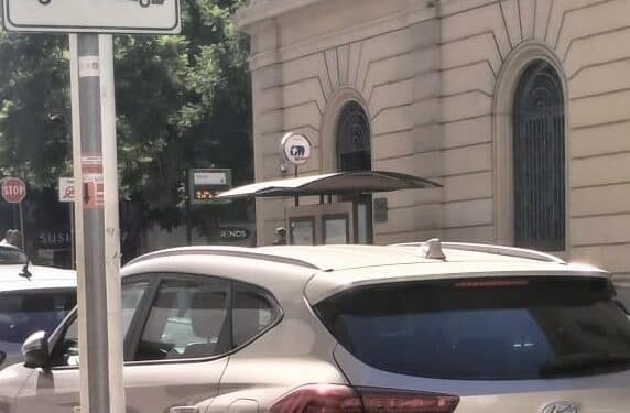 Cagliari, la rabbia dei ristoratori contro il Comune: “Raccolta rifiuti ancora bloccata, locali penalizzati”