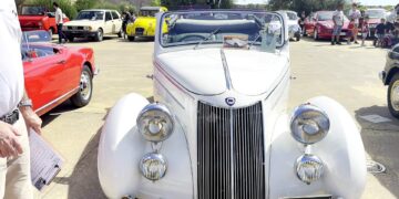 Giornata all’insegna della passione per le due e quattro ruote storiche a Mandas