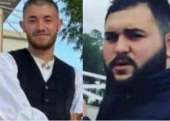 Tre coltellate al cuore da un assassino travestito da polpo: così il 22enne Marco Mameli è stato ammazzato per futili motivi