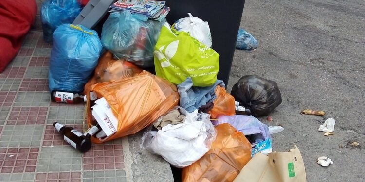 Dolianova, furbetto seriale dei rifiuti beccato dalla polizia municipale