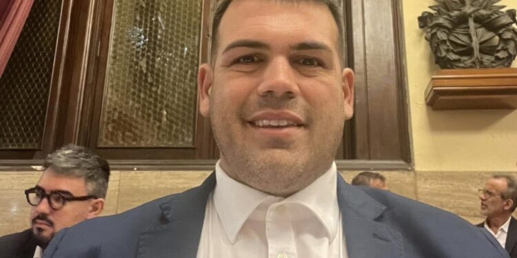 Cagliari, il consigliere Alessandro Cao accusato di furto si difende: “Sono innocente e lo dimostrerò”