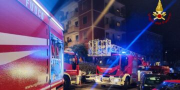 Cagliari, incendio in un appartamento a Monte Urpinu: evacuata una palazzina