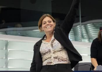 Ilaria Salis, Strasburgo conferma l’immunità per un solo voto