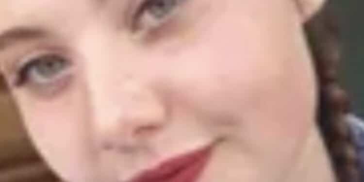 Terribile frontale nella notte fra due auto: Alice Curnis muore a 23 anni