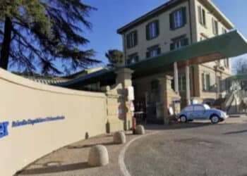 Bimbo operato per un tumore al cervello inesistente resta invalido: risarcimento da 3,7 milioni di euro