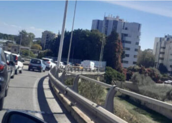 Cagliari, un incidente sull’Asse Mediano blocca la viabilità: traffico in tilt per ore