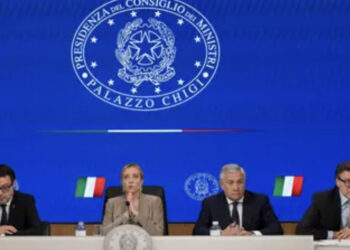 Manovra Economica, via libera dal Consiglio dei Ministri: “20 euro in più sulle pensioni e bonus alle mamme lavoratrici”