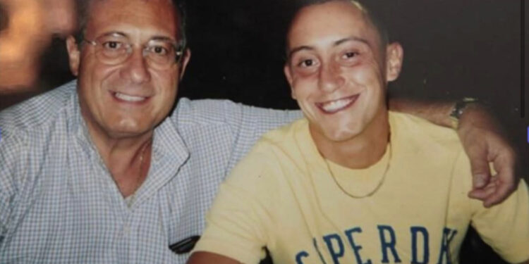 È morto il padre di Stefano Cucchi: “Grazie per la tua forza, hai dato voce a tuo figlio”
