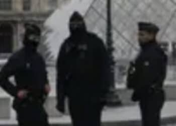 Furto storico al Louvre, due arresti