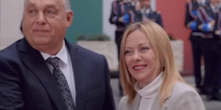 Il primo ministro ungherese Orbán incontra Giorgia Meloni: “Convincerò Trump a togliere le sanzioni alla Russia”
