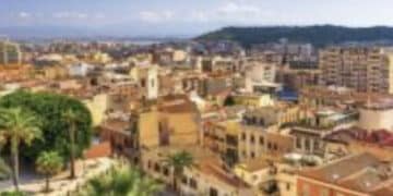 Cagliari, storia a lieto fine per una 25enne adottata all’età di 6 anni: ha ritrovato le sue sorelle