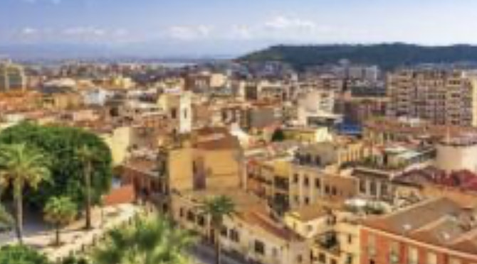 Cagliari, storia a lieto fine per una 25enne adottata all’età di 6 anni: ha ritrovato le sue sorelle