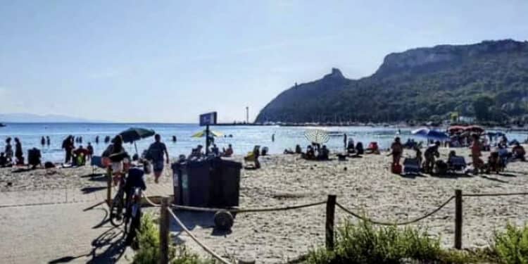 Spiagge italiane: il 20% sommerso entro il 2050, a rischio anche Cagliari e Oristano