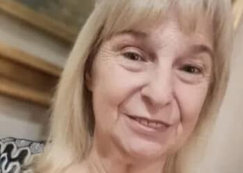 Investita e uccisa a 58 anni mentre attraversa: caccia al pirata della strada