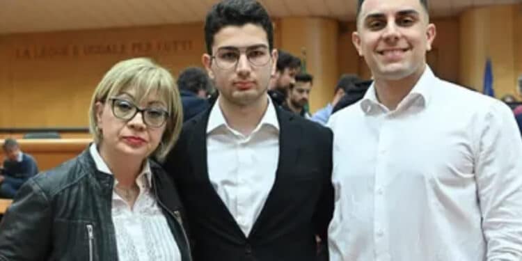 Assolto definitivamente Alex Pompa: uccise il padre a coltellate per difendere sua madre