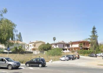 Cagliari, a Pirri aperta la macchina di un medico e rubate due borse piene di farmaci