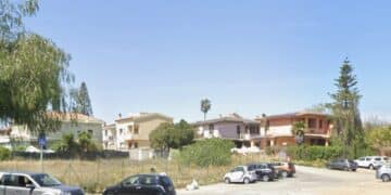 Cagliari, a Pirri aperta la macchina di un medico e rubate due borse piene di farmaci