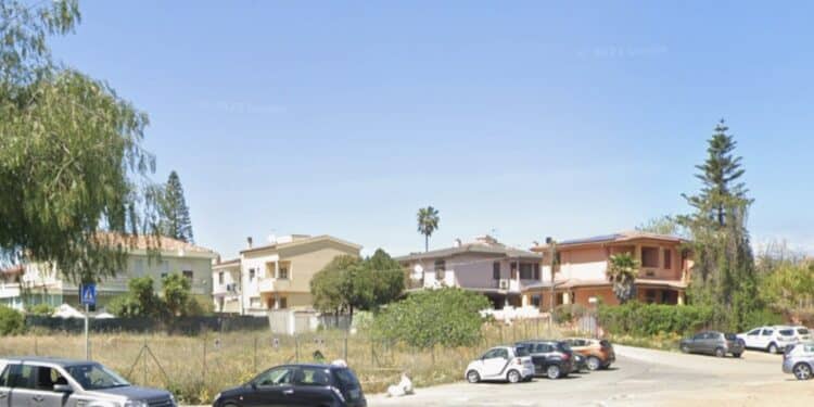 Cagliari, a Pirri aperta la macchina di un medico e rubate due borse piene di farmaci