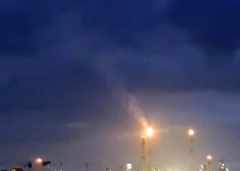 Capoterra si ribella contro puzza e miasmi: domani incontro con il Prefetto