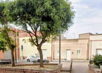 Piazza dei Carrubi a Pirri, la maggioranza vota contro la riqualificazione