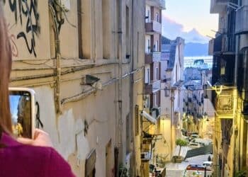 Cagliari, dalla strada alla rinascita, la storia di un 23enne curato alla Marina dagli psicologi di strada