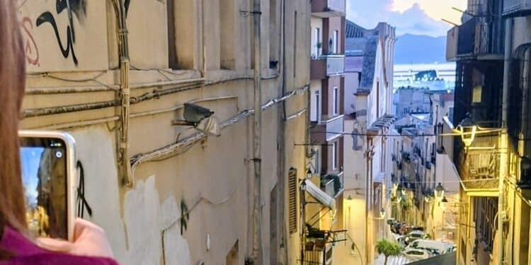 Cagliari, dalla strada alla rinascita, la storia di un 23enne curato alla Marina dagli psicologi di strada