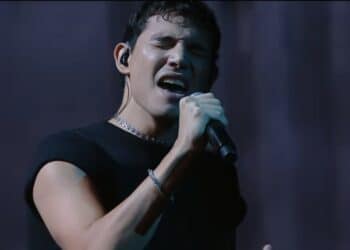 EroCaddeo stravince la serata XFactor e fa incetta di consensi: esibizione da brividi, l’applauso di Sinnai e della Sardegna