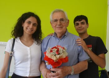 Un sogno che si realizza, a 81 anni Vincenzo è lo studente più anziano di Assemini