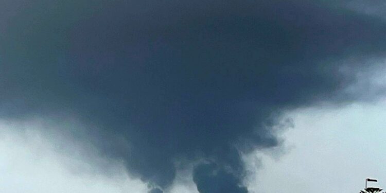 Forti miasmi e malesseri a Capoterra, l’Arpas: “Nessun parametro anomalo”